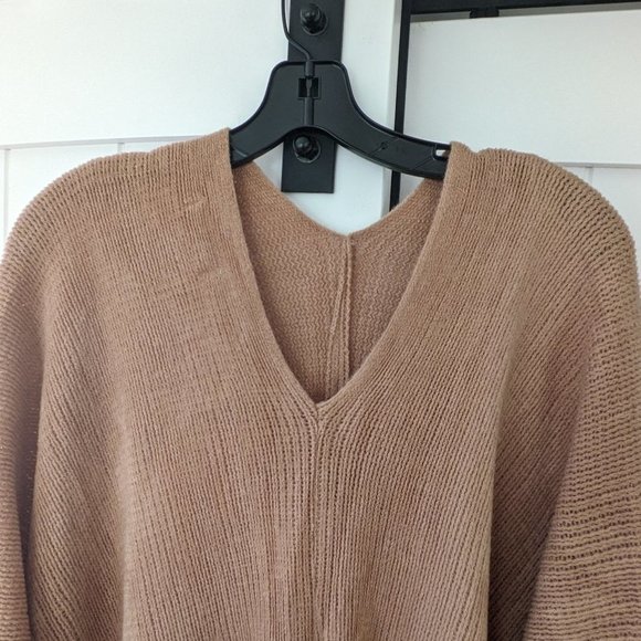 🌸 Shiraleah Rowan Poncho Camel Color Rachel Zoe Curateur ONE SIZE - Picture 8 of 16